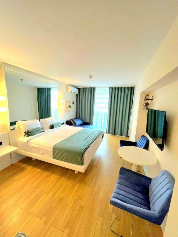 Orbit City Batumi 호텔 외부 사진